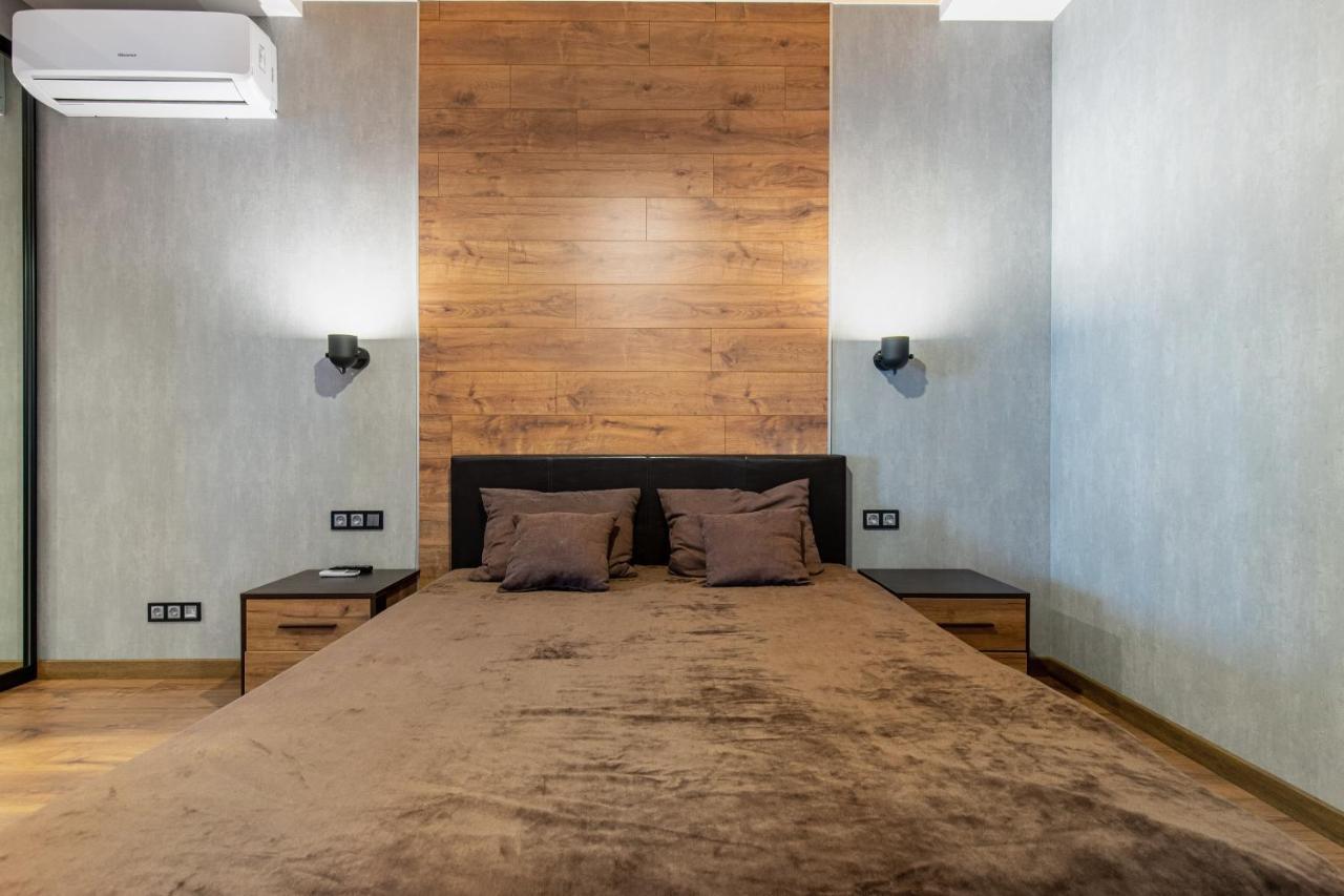 Sea Symphony Wood Style Apartment Одесса Экстерьер фото